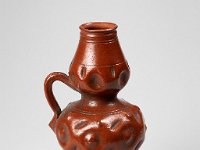 Ame Ker 8  Ame Ker 8, Mexiko, Bundesstaat Jalisco, Guadalajara/Tonalá, Kolonialzeit, 17./18. Jahrhundert, Kanne, búcaro, Ton, H 23 cm, Dm Bauch 11,3 cm, Dm Mündung 4,5 cm : Museumsfoto: Claus Cordes, Bestandskatalog Ethnologie